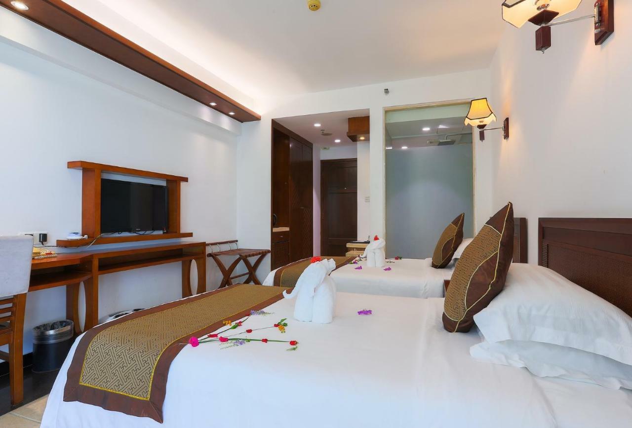 Rongjin Haiyue Hotel Sanya Esterno foto