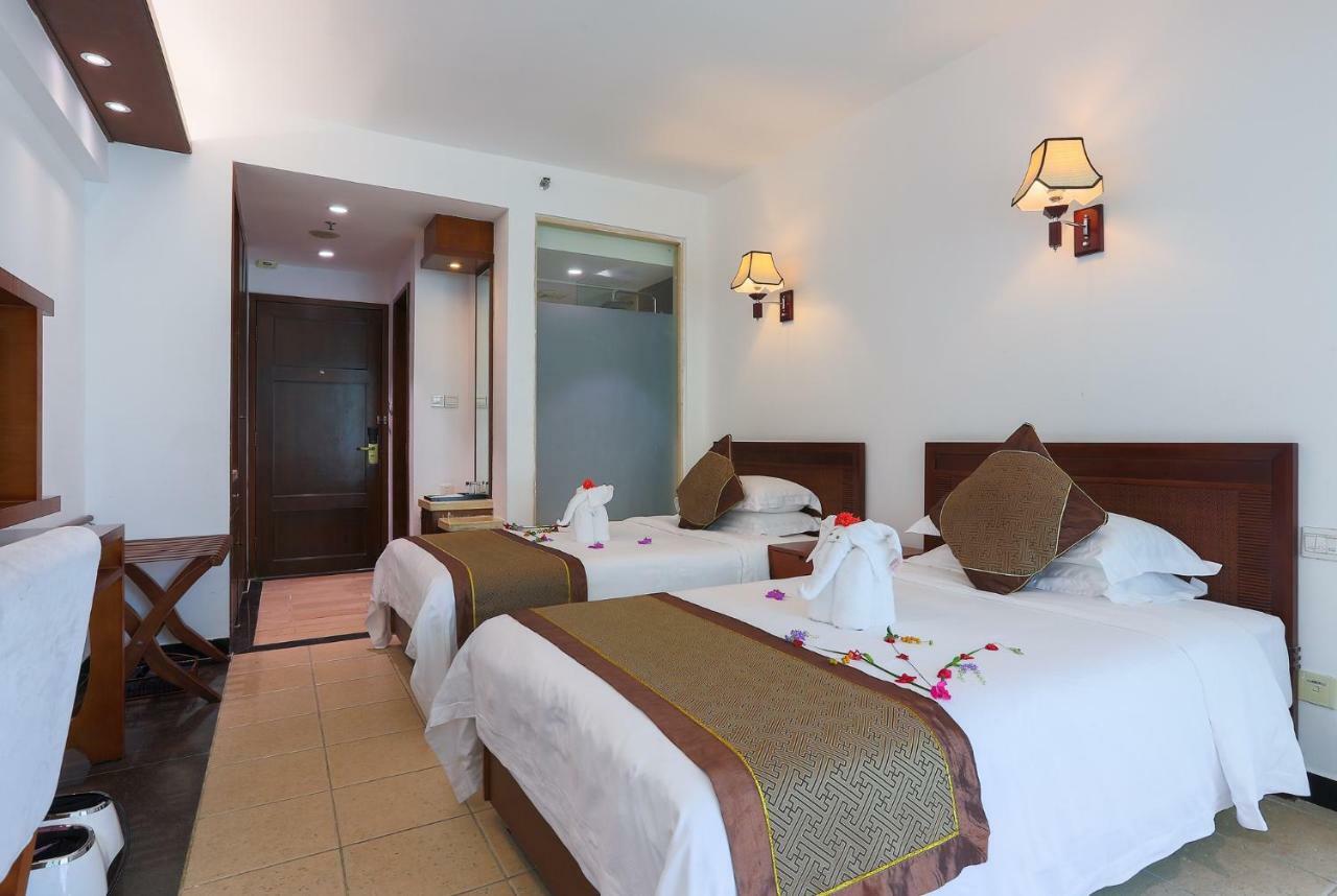 Rongjin Haiyue Hotel Sanya Esterno foto