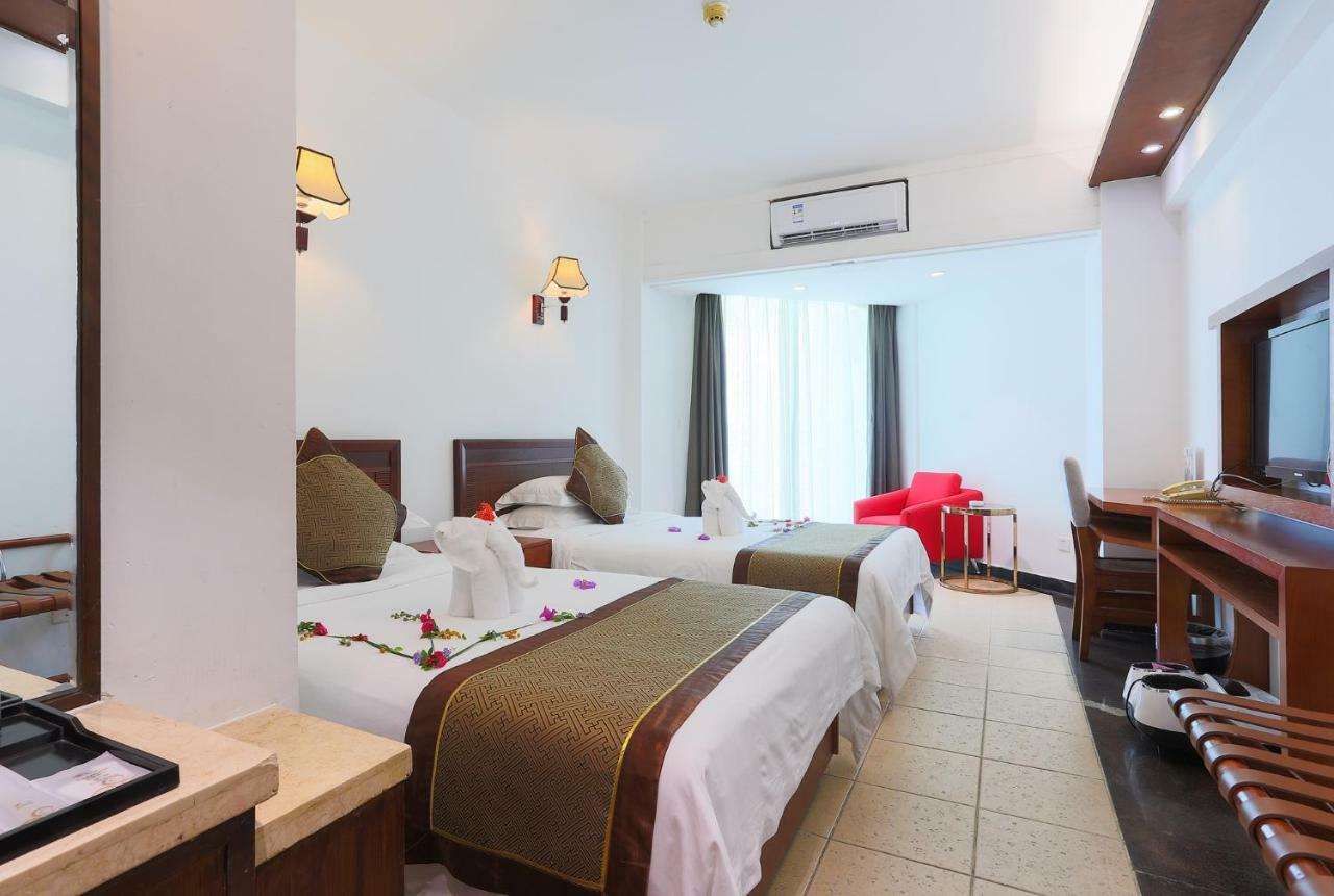 Rongjin Haiyue Hotel Sanya Esterno foto
